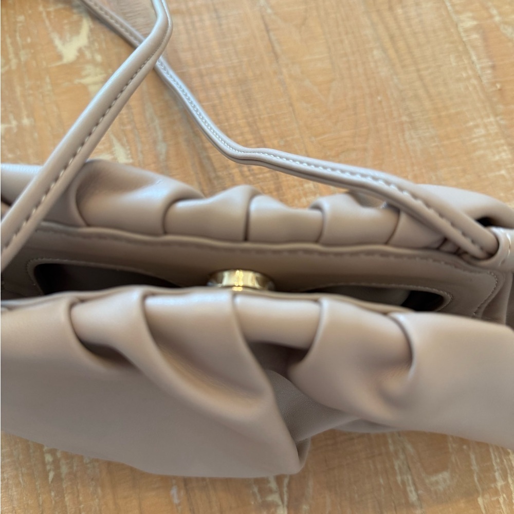 Banana Republic Soft Tan Leather Clutch Y2K - Picture 2 of 6